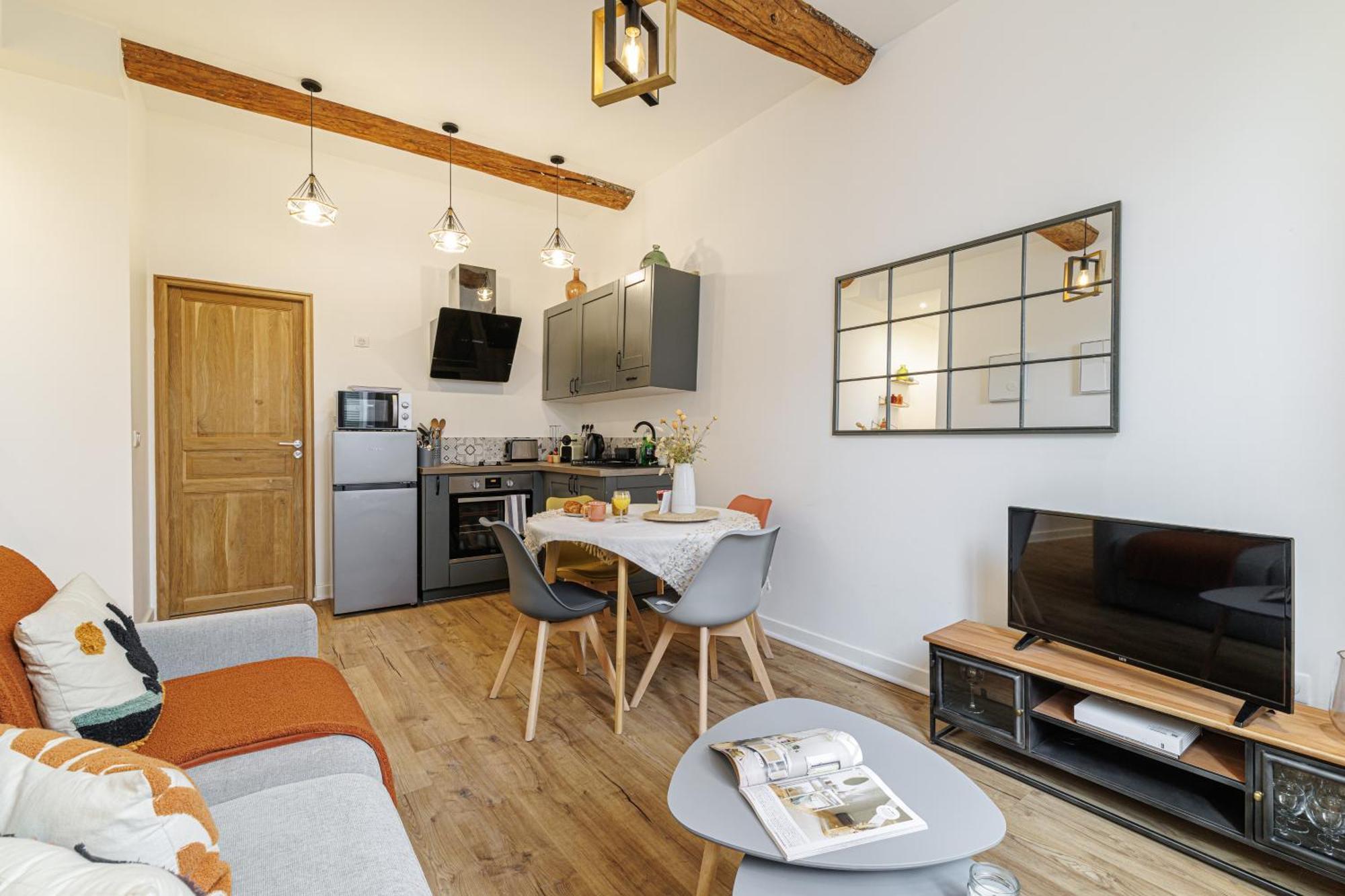 Old Town Antibes Superb New Flat, For 3, Ac, Wi-Fi Apartment Luaran gambar
